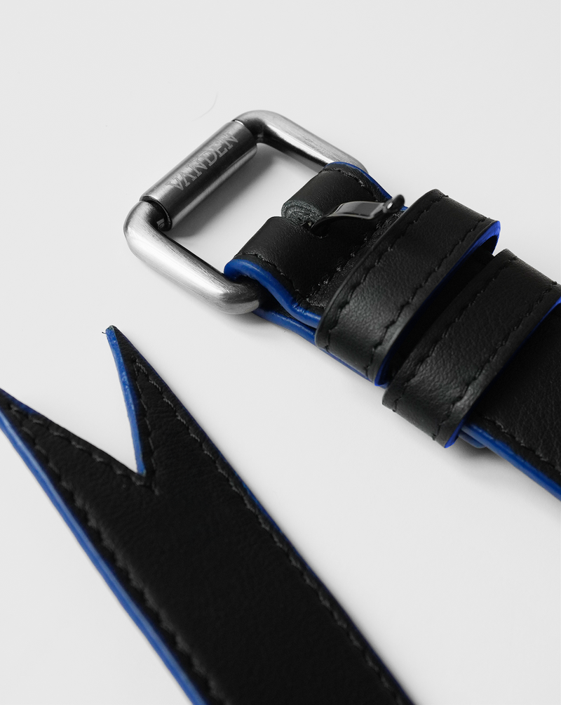 The ribbon belt